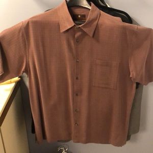 Men’s short sleeve shirt